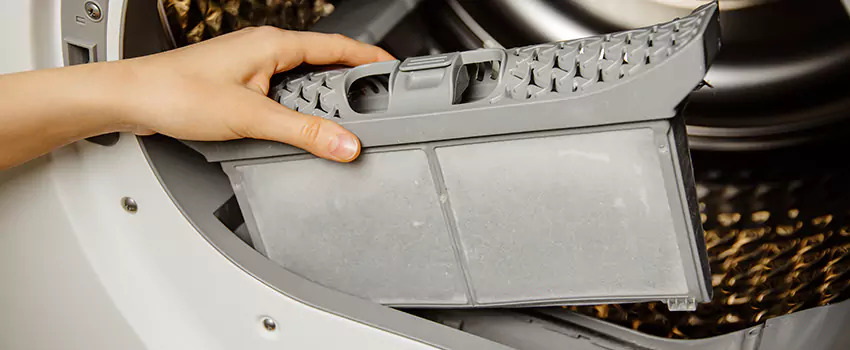 Signs Of A Clogged Dryer Lint Trap in Reston, Virginia